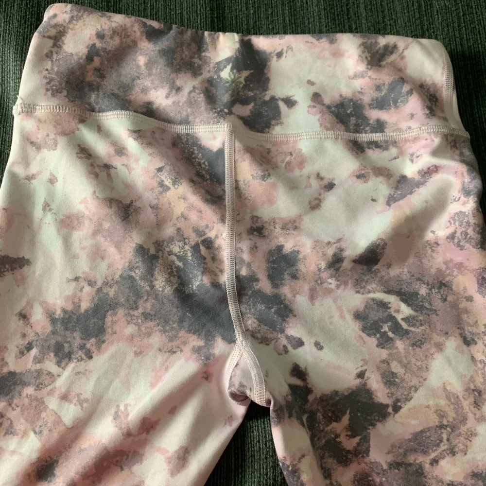 Athleta High Rise Chit Chat Tight Leggings Pink Tie-Dye Size 14 Extra Large